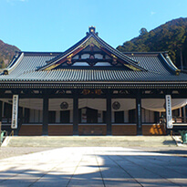 身延山久遠寺